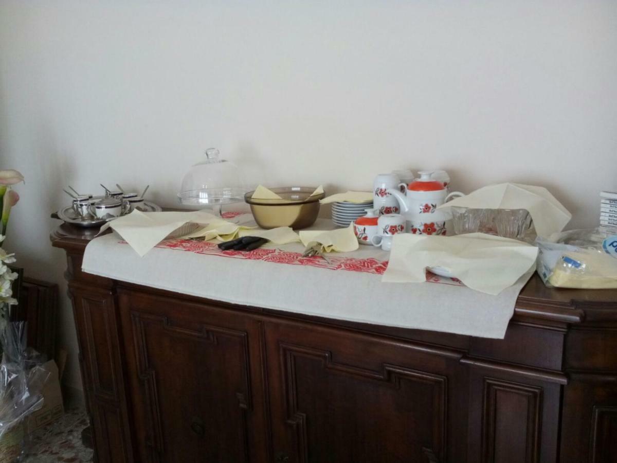 Casa Emanuela Bed & Breakfast Piazzola sul Brenta Exterior foto